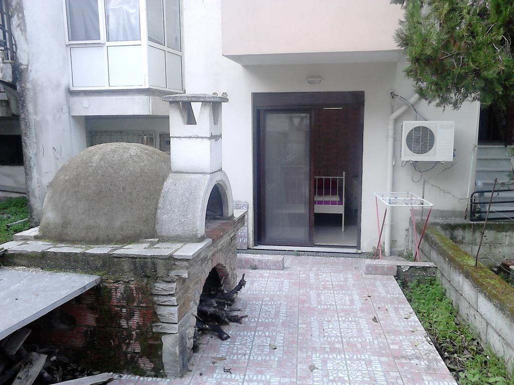 Luxury Apartment By The Beach Néa Péramos Εξωτερικό φωτογραφία